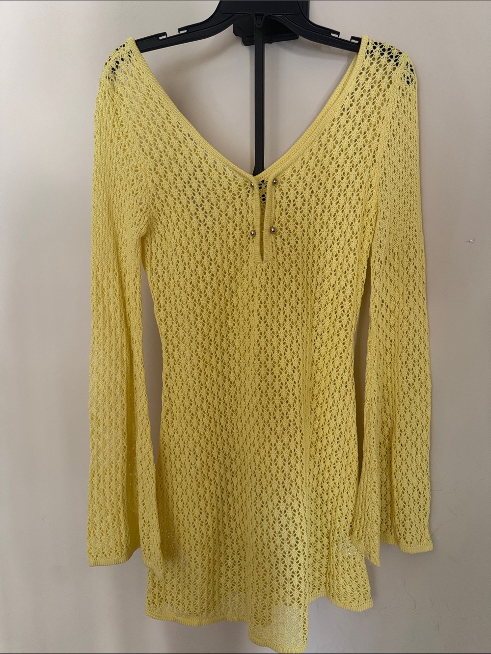 Women’s Lightweight Yellow V-Neck Open-Knit Top